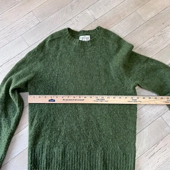 J.Crew 100% Wool Crewneck Sweater Olive Green Size Small - Picture 8 of 12